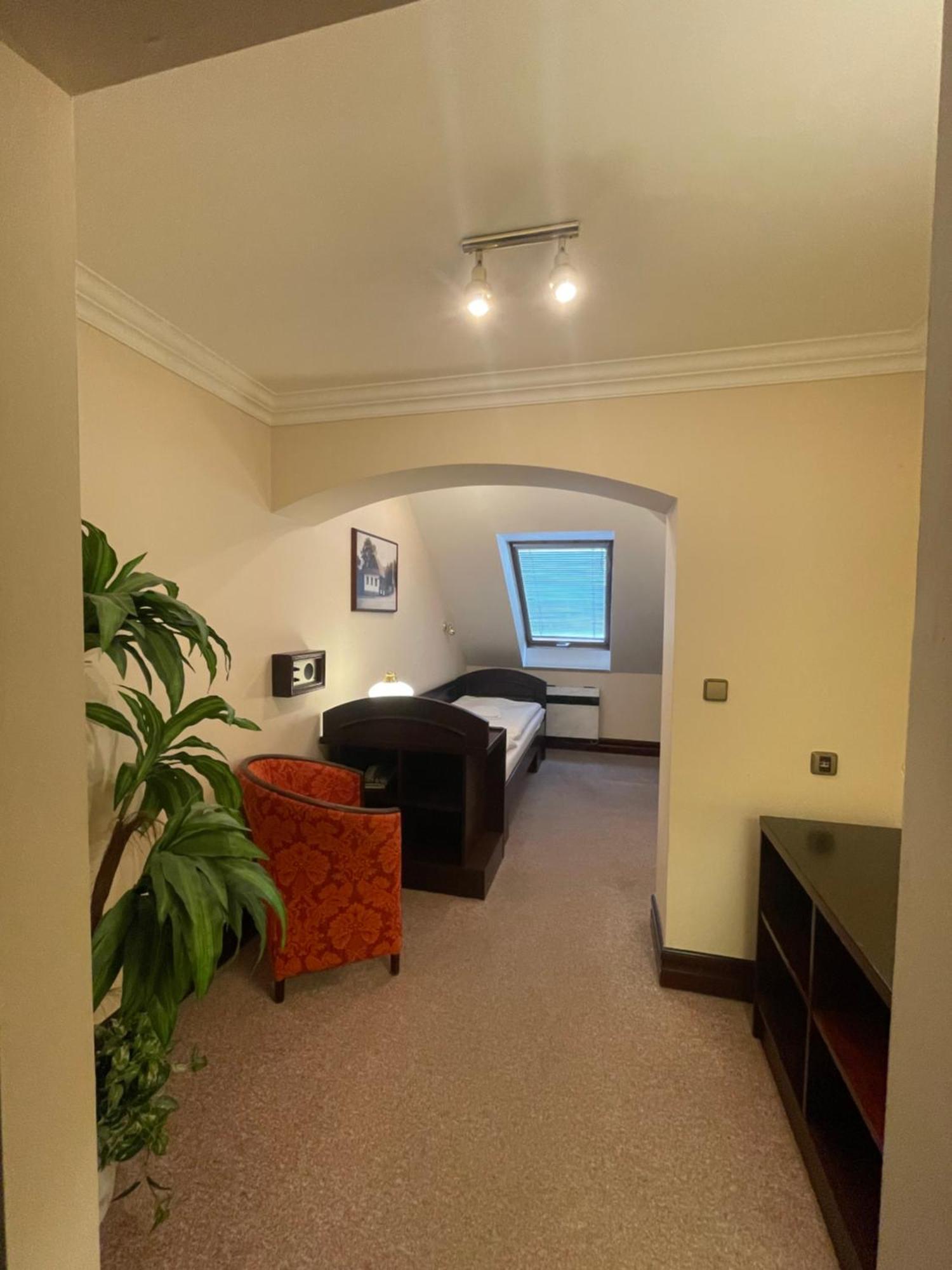 Hotel Bravo Ceska Trebova Bagian luar foto