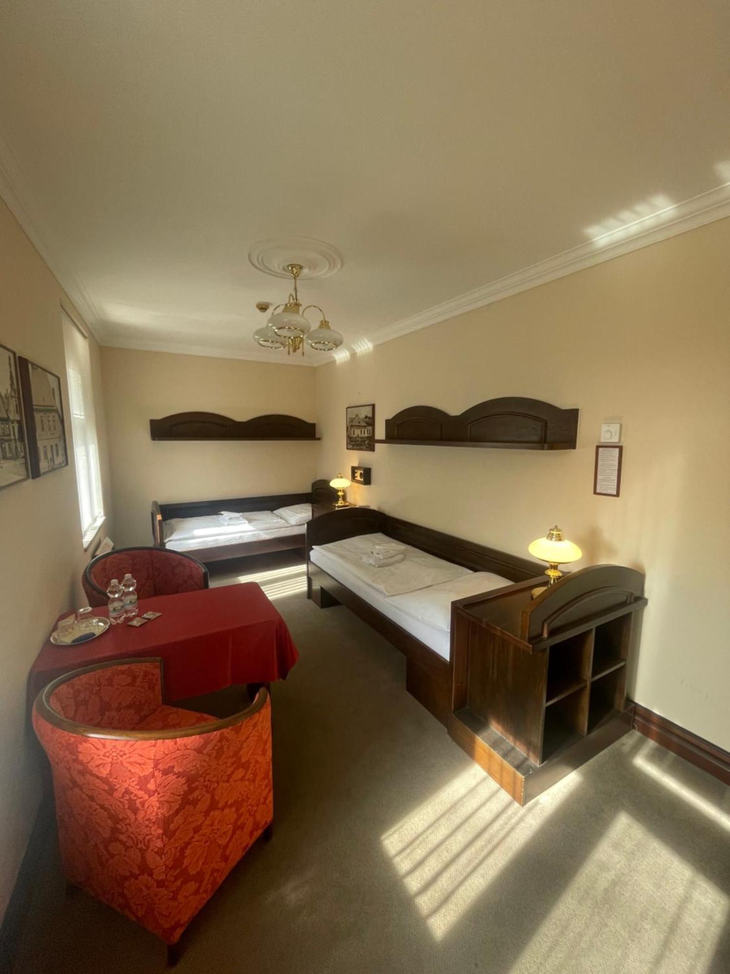 Hotel Bravo Ceska Trebova Bagian luar foto